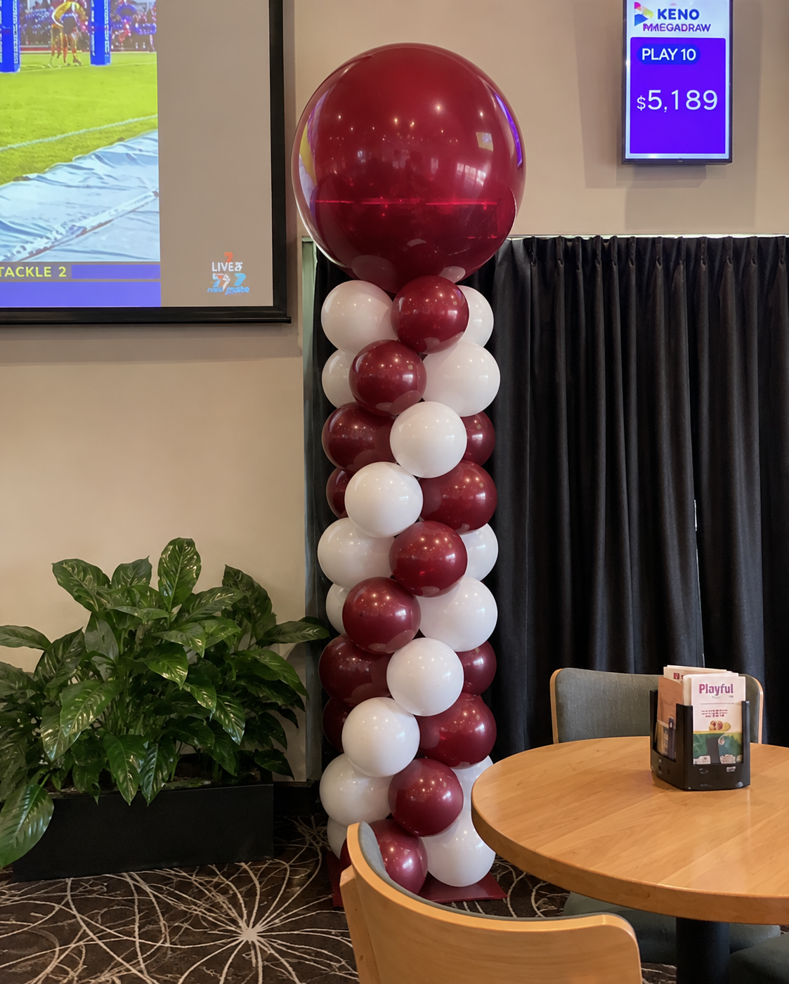 QLD State of Origin Balloon Column