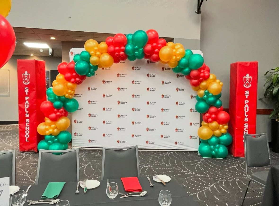 Organic-Style Garland Arch