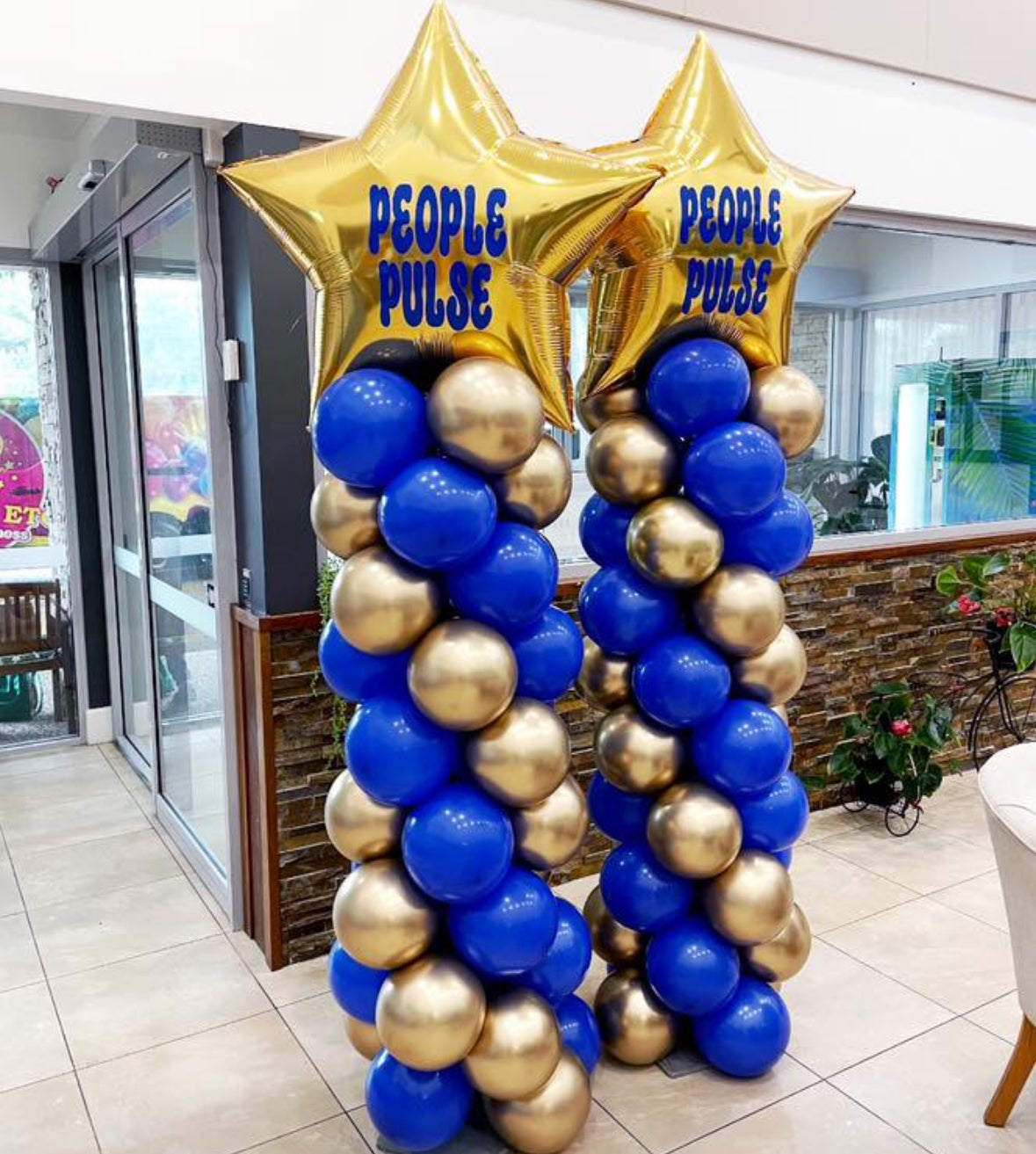 Column with Jumbo Star Topper + Custom Text