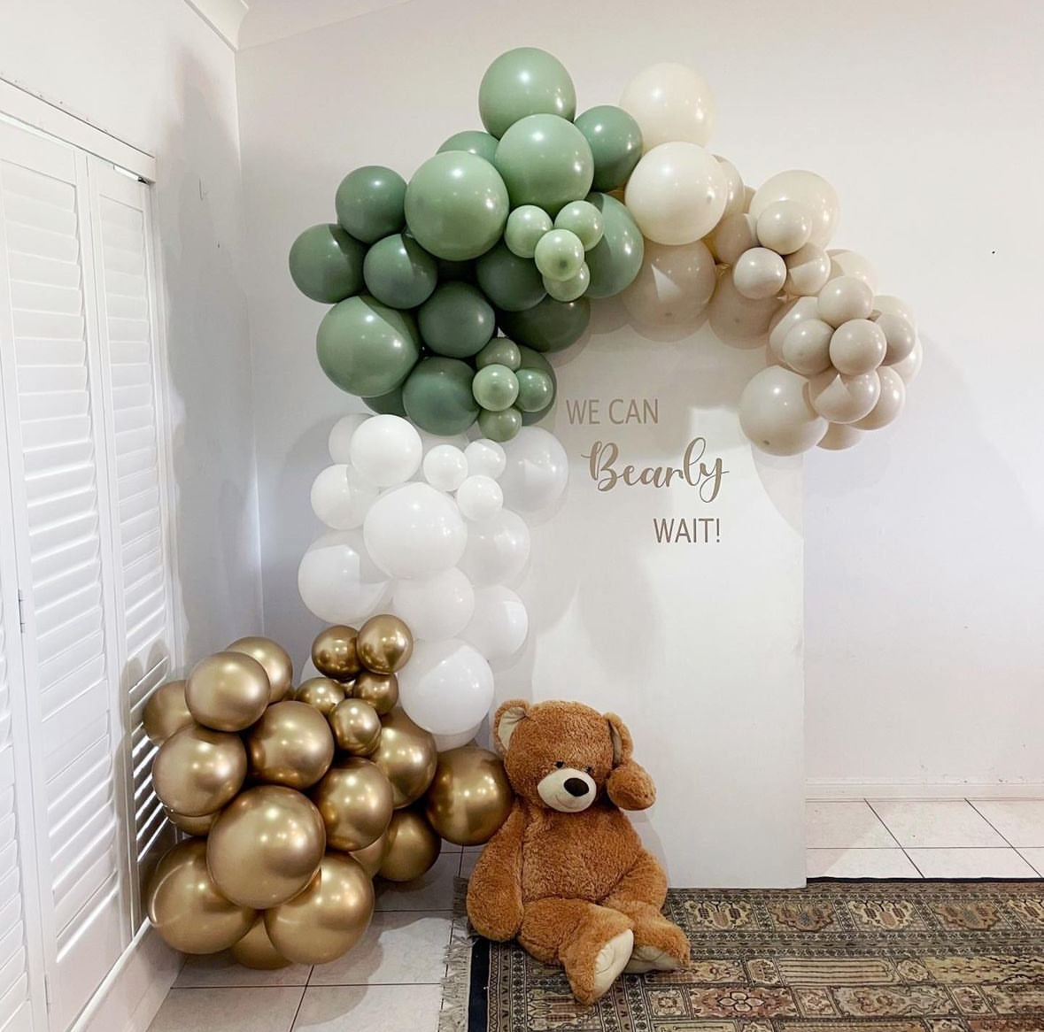 Solid Arch Backdrop with Balloon Garland