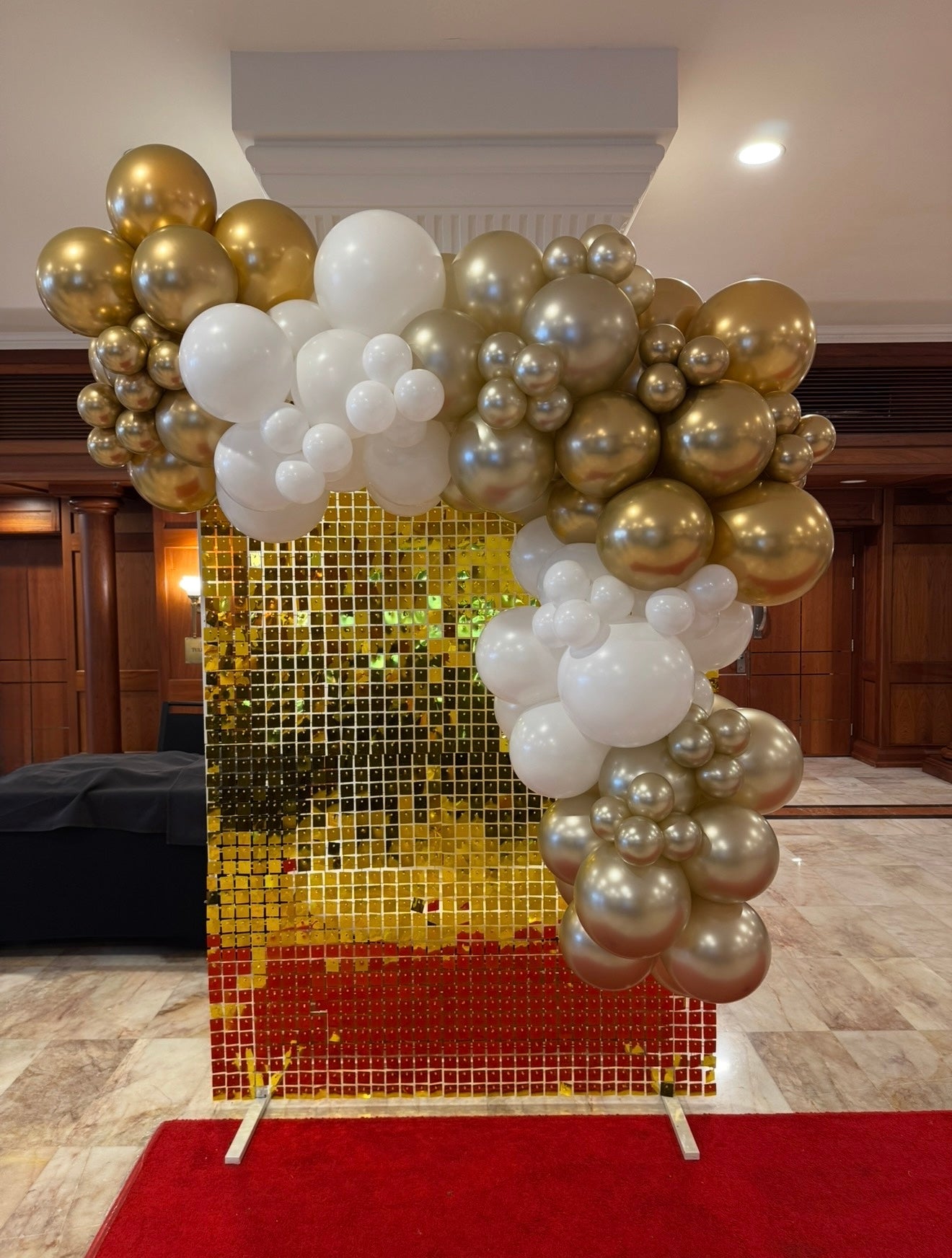 Shimmer Wall Hire - Gold with Balloon Garland