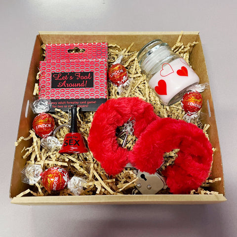 Cheeky Gift Box